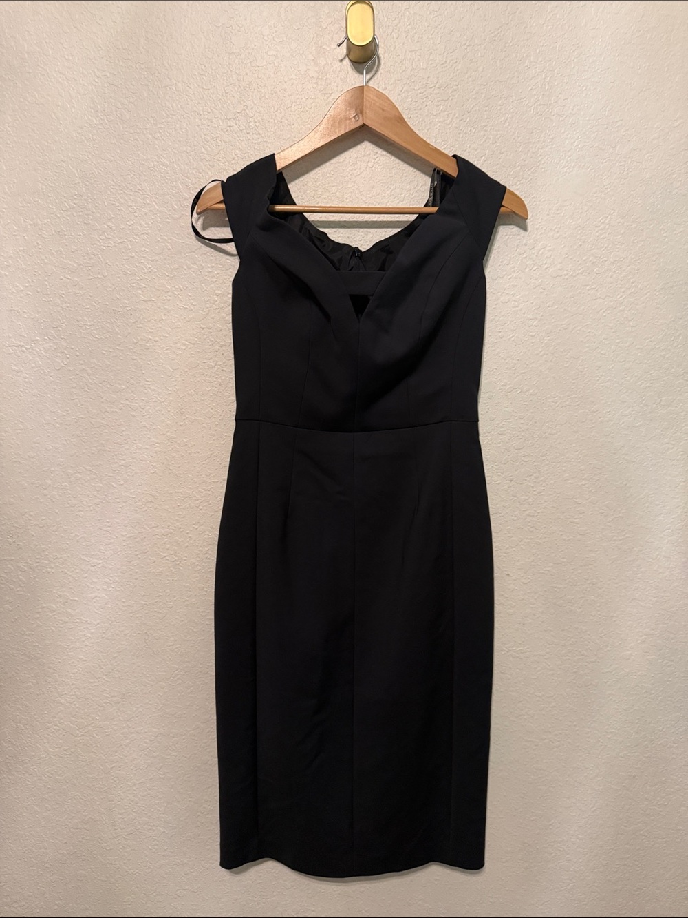 New nwt Perfect Black Halo Riya Off-The-Shoulder Sheath Dress 6 - Picture 6 of 8